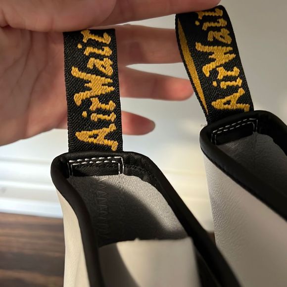 Dr. Martens 1460 W White Patent Lamper Leather 8-Eye Boots Size 11 Doc Martens - Picture 10 of 11